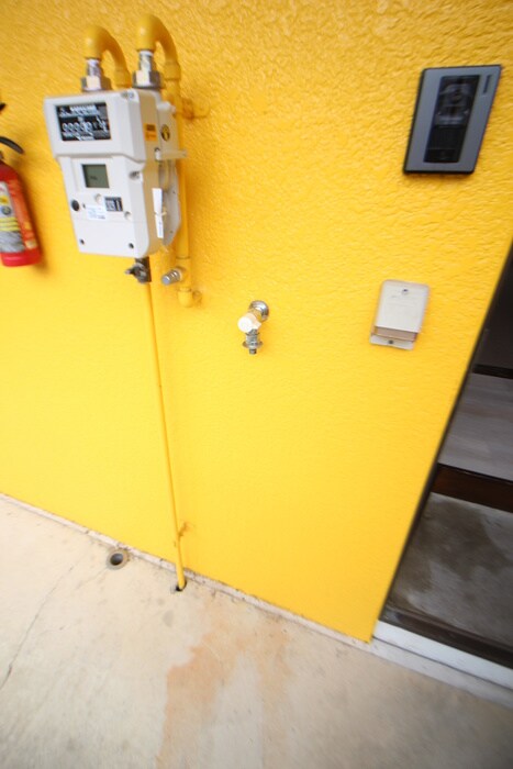 物件内観写真9　(洗濯機置場)