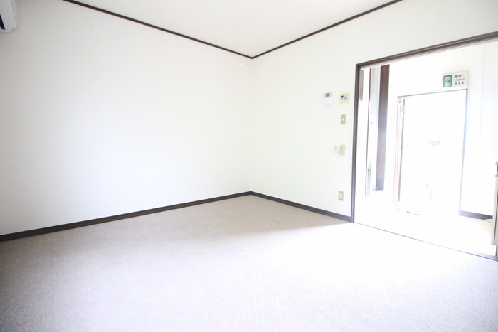 物件内観写真21　(居室)