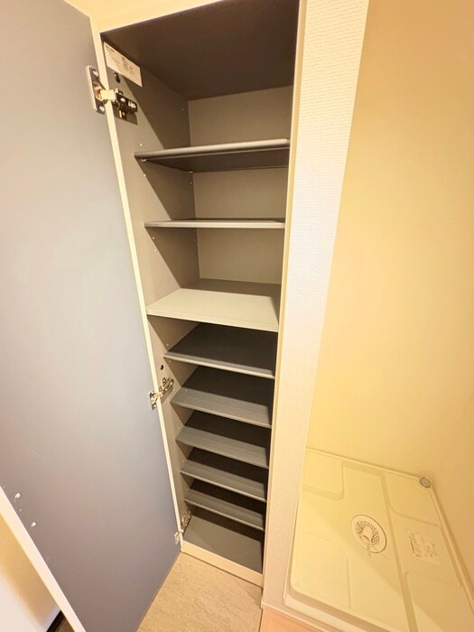 物件内観写真10　(靴箱)