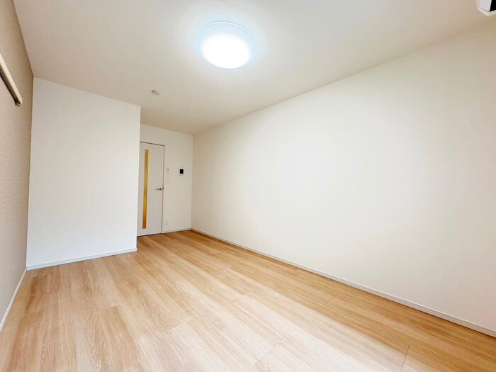 物件内観写真12　(居室)