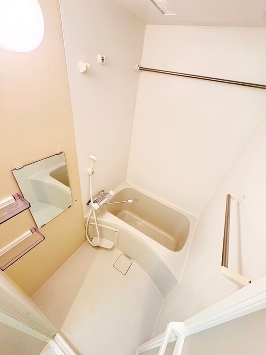 物件内観写真12　(バス／シャワールーム等)