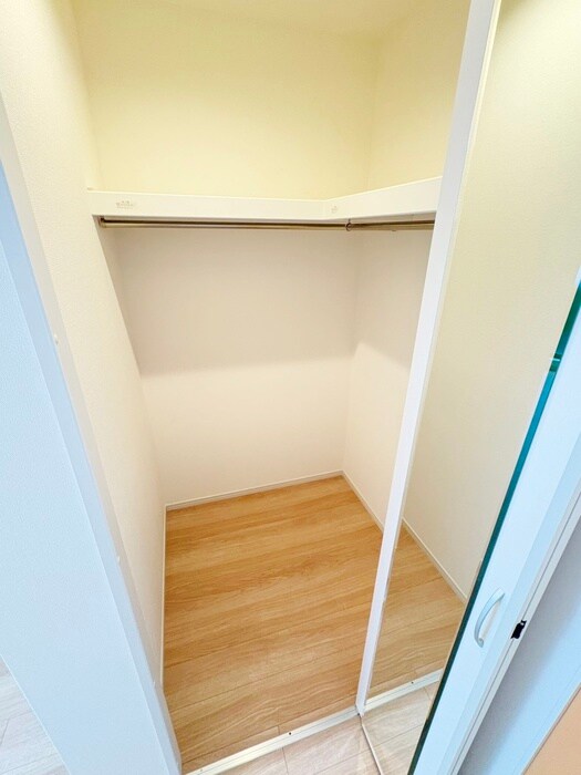 物件内観写真16　(収納)