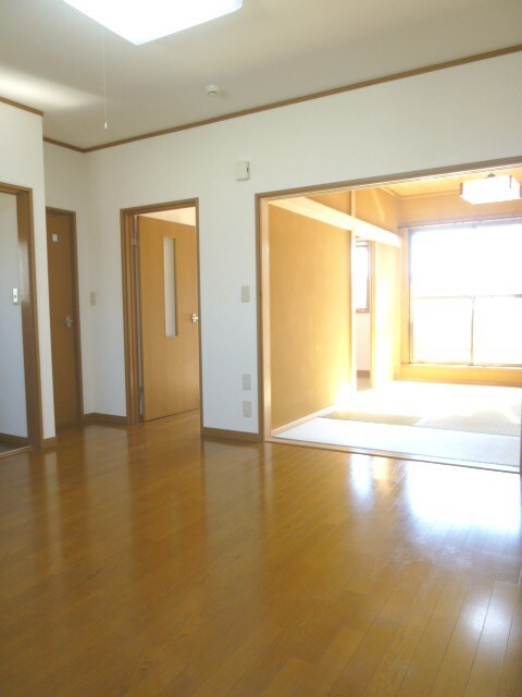 物件内観写真5　(居室)