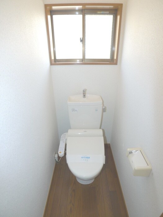 物件内観写真10　(トイレ)