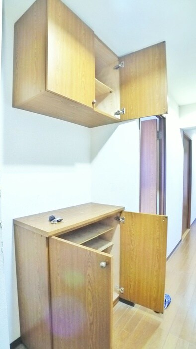 物件内観写真18　(靴箱)
