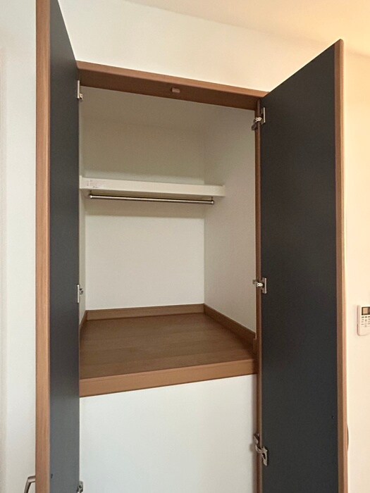 物件内観写真13　(収納)