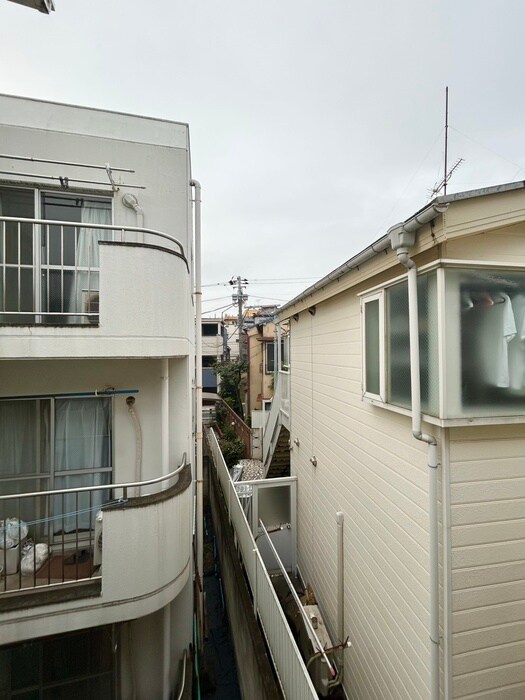 物件内観写真22　(室内からの展望)