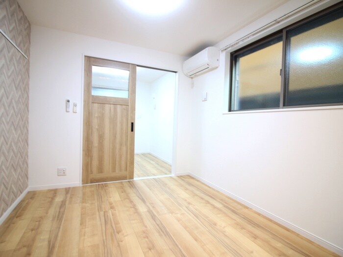 物件内観写真10　(居室)