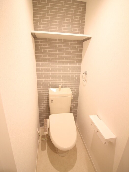 物件内観写真14　(トイレ)