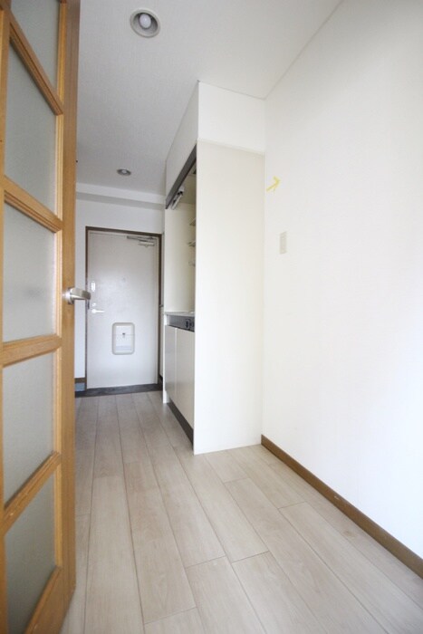 物件内観写真14　(廊下)