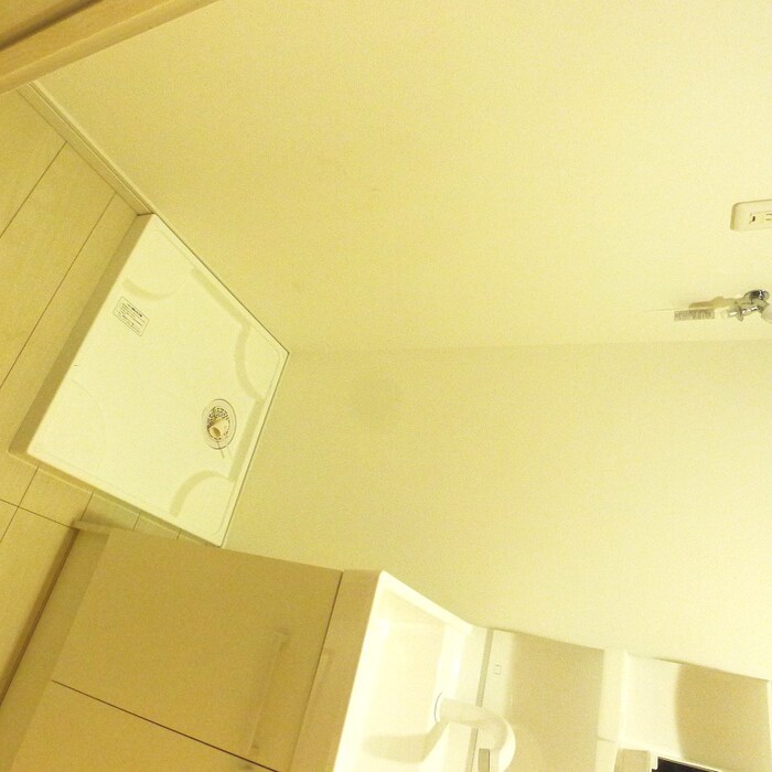 物件内観写真12　(洗濯機置場)