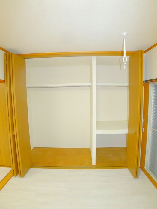 物件内観写真18　(収納)