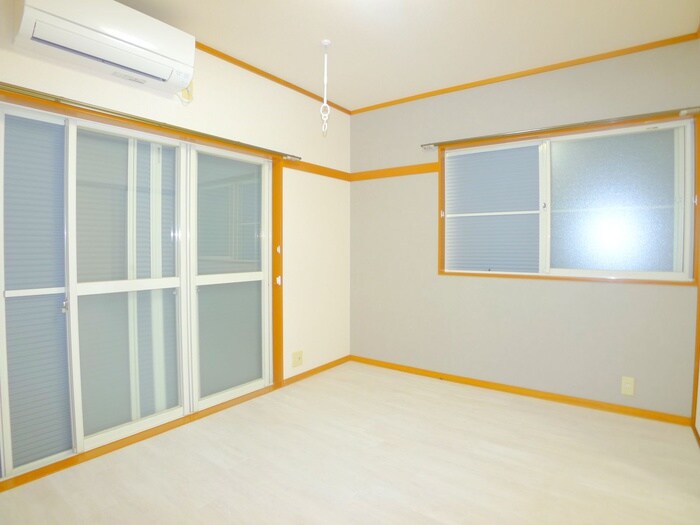 物件内観写真21　(室内からの展望)