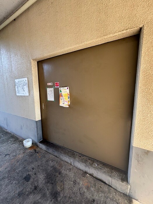 物件外観写真6　(建物設備)