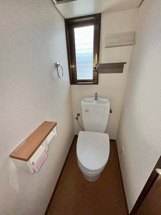 物件内観写真11　(トイレ)