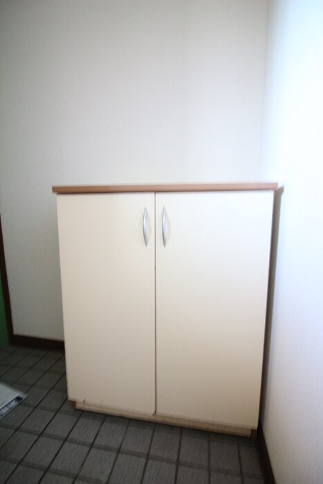 物件内観写真16　(靴箱)