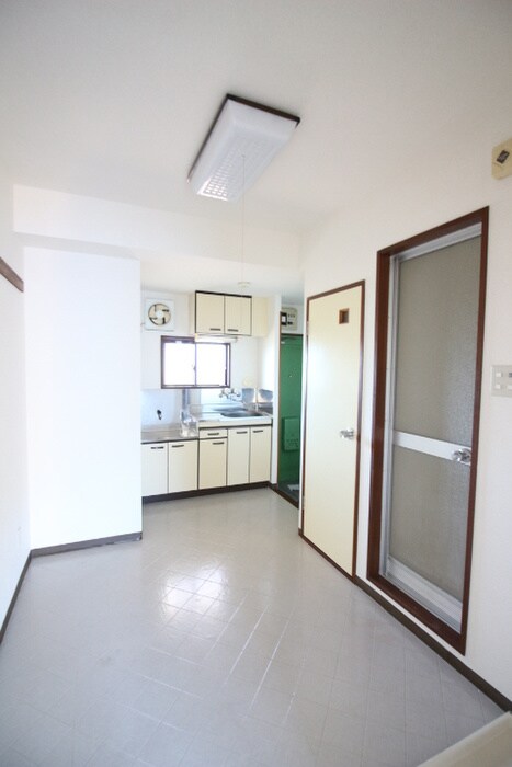 物件内観写真20　(廊下)