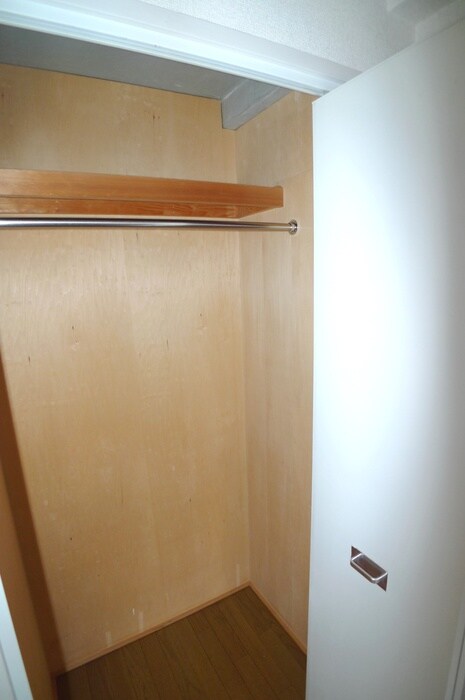 物件内観写真10　(収納)