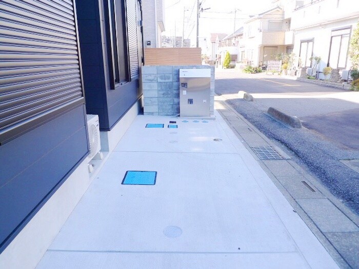 物件外観写真6　(駐輪場)