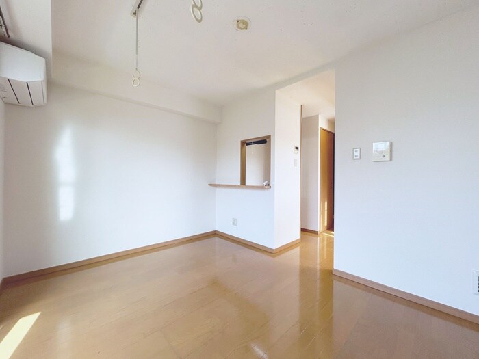 物件内観写真13　(居室)