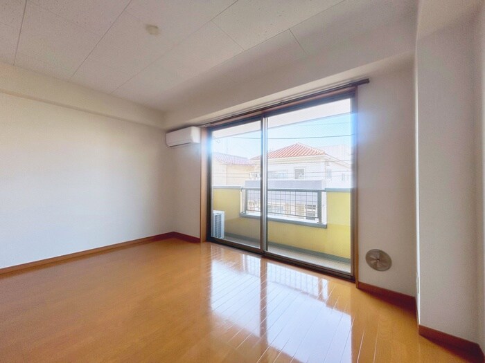 物件内観写真15　(居室)