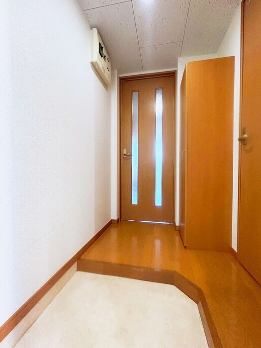 物件内観写真19　(廊下)