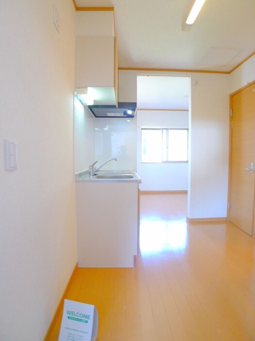 物件内観写真16　(廊下)