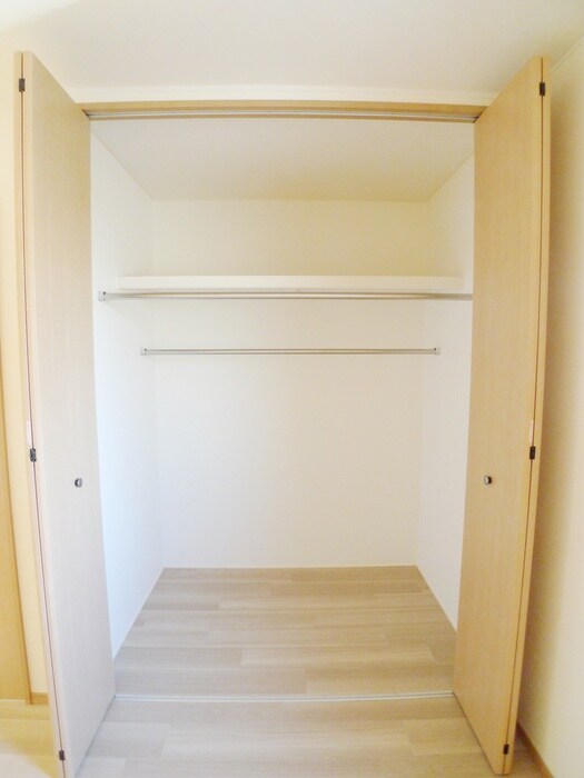 物件内観写真8　(収納)