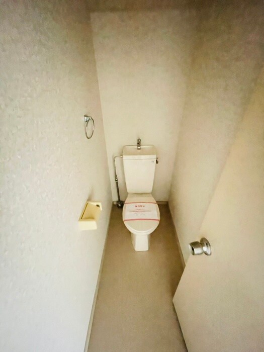 物件内観写真11　(トイレ)