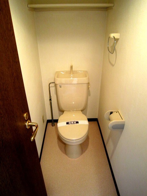 物件内観写真11　(トイレ)