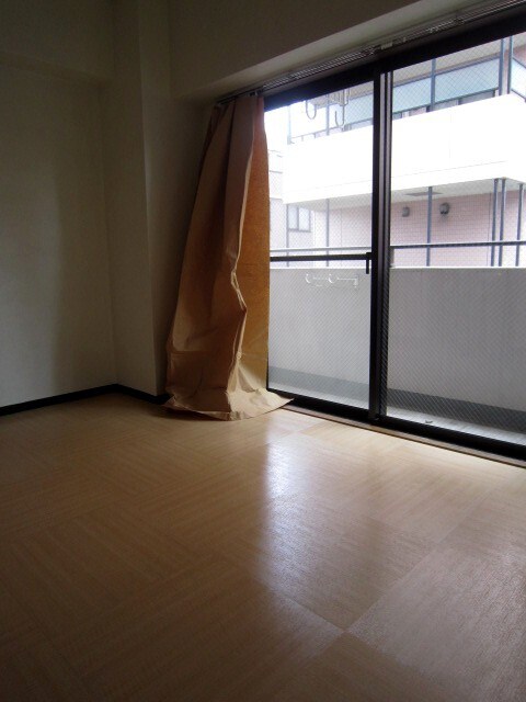 物件内観写真15　(居室)