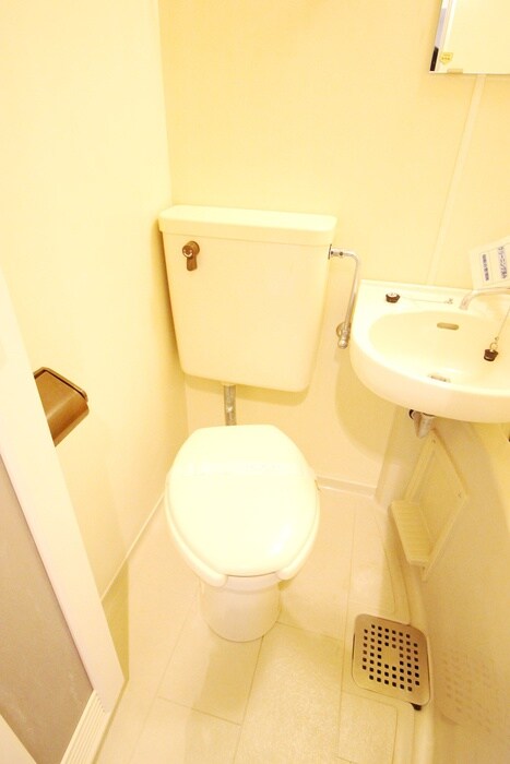 物件内観写真13　(トイレ)