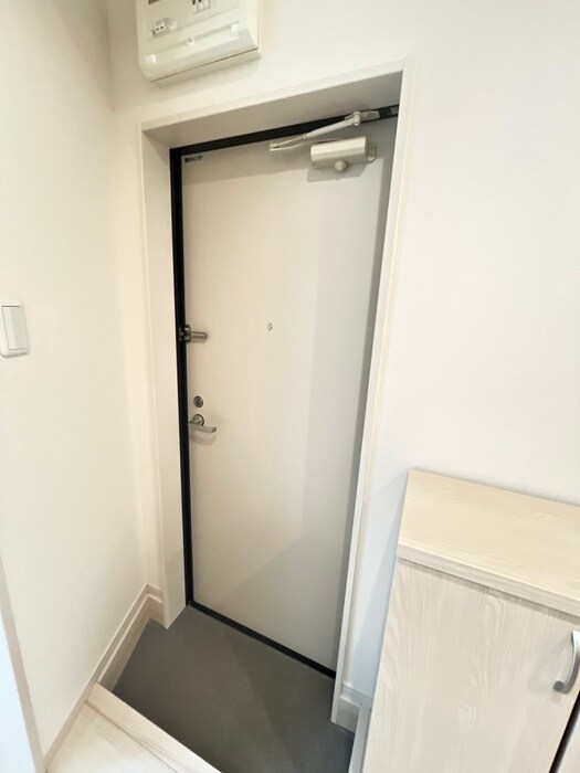 物件内観写真17　(玄関)