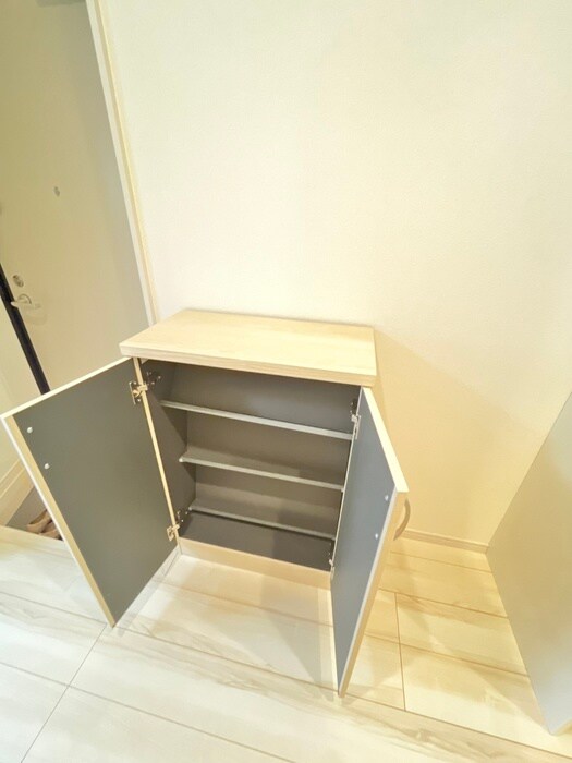 物件内観写真18　(靴箱)