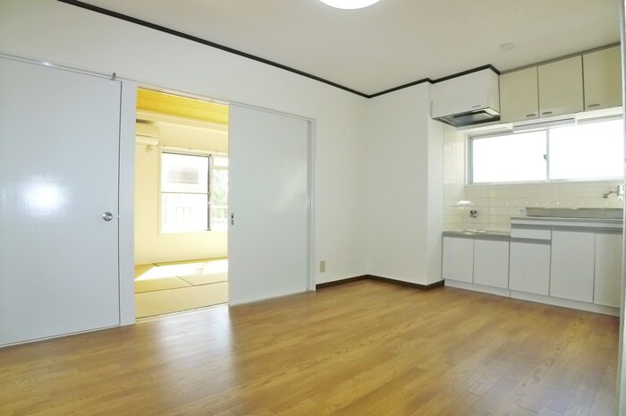 物件内観写真11　(内観写真)