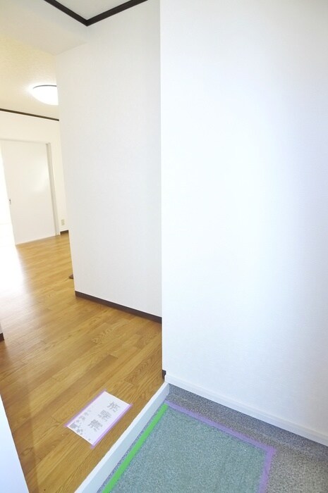 物件内観写真20　(玄関)