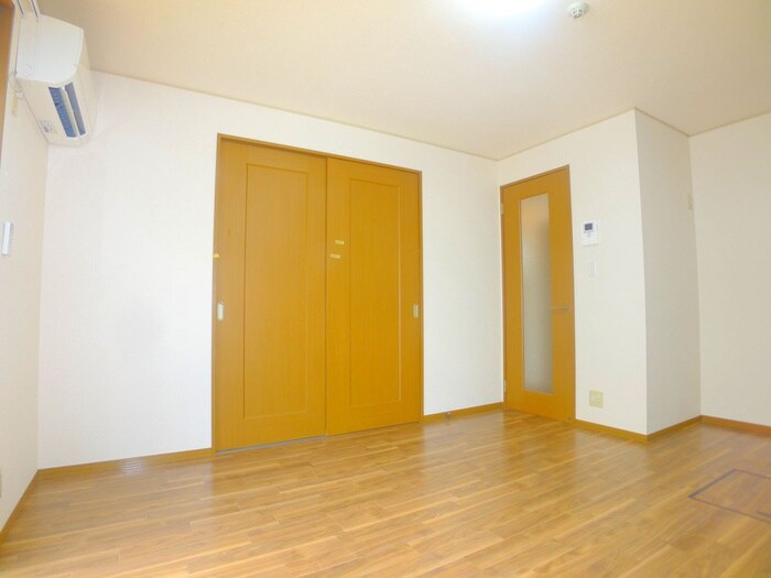 物件内観写真10　(内観写真)