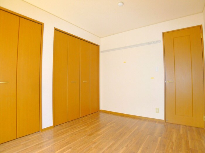 物件内観写真11　(室内からの展望)