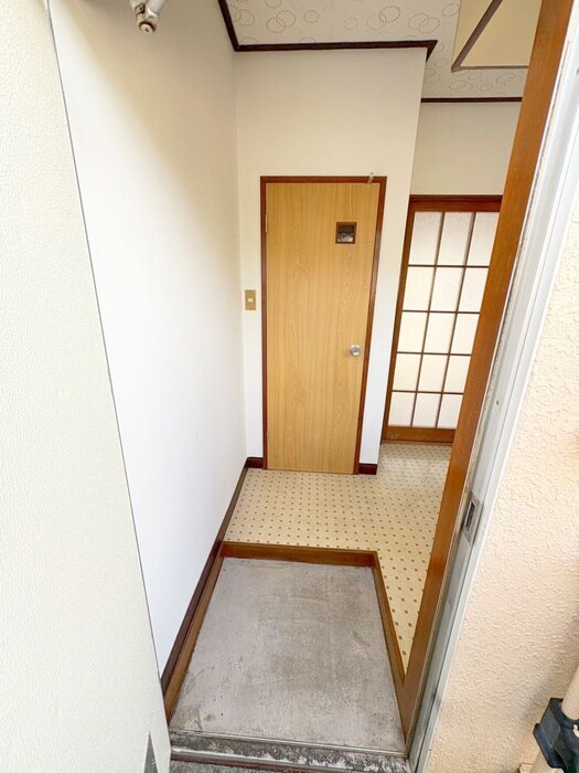 物件内観写真22　(玄関)