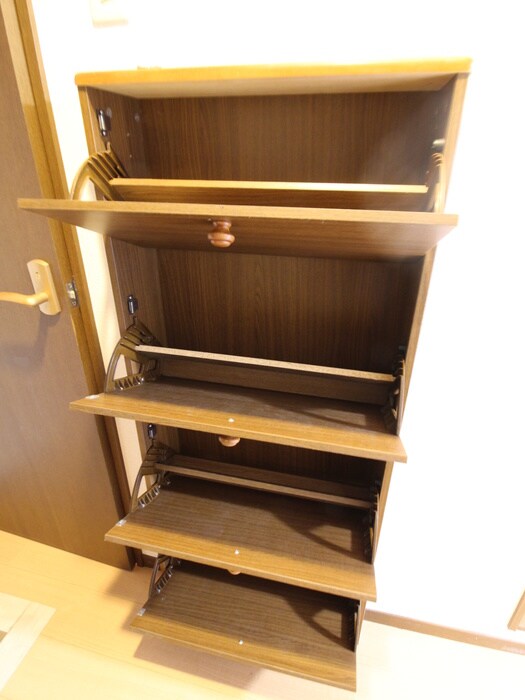 物件内観写真13　(靴箱)