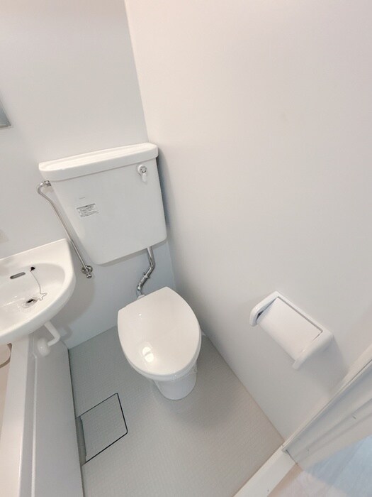 物件内観写真12　(トイレ)