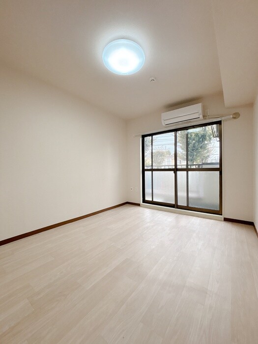 物件内観写真22　(居室)