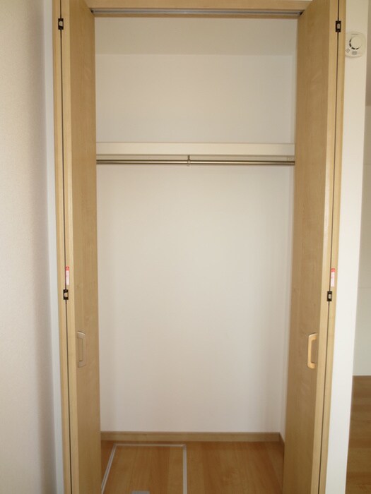 物件内観写真11　(収納)