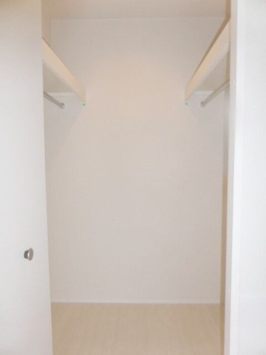 物件内観写真8　(収納)