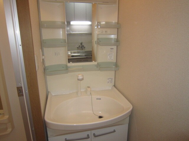 物件内観写真10　(洗面)