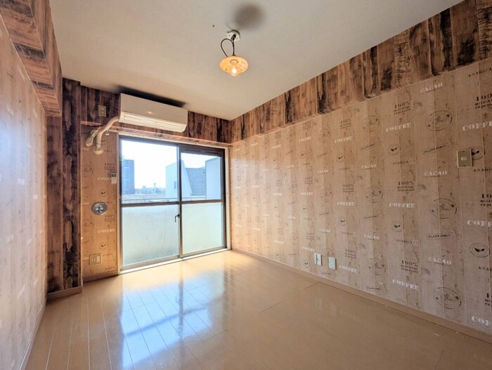 物件内観写真8　(居室)