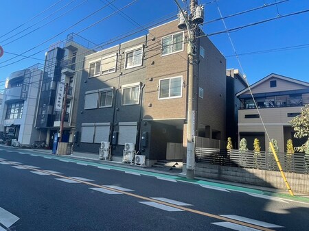 Ｅｒｓｔｅｒ　Ｂｅｒｇ外観写真