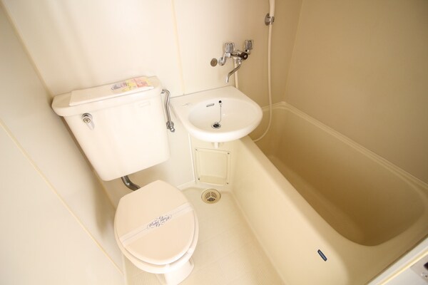 バス／シャワールーム等