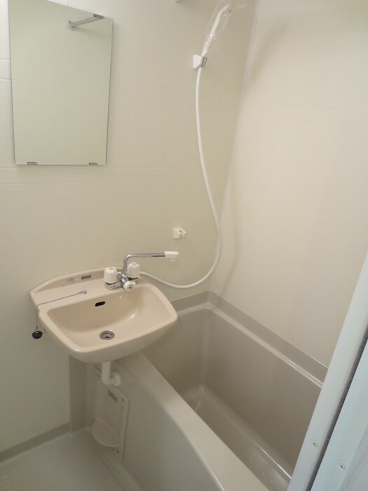 物件内観写真5　(バス／シャワールーム等)