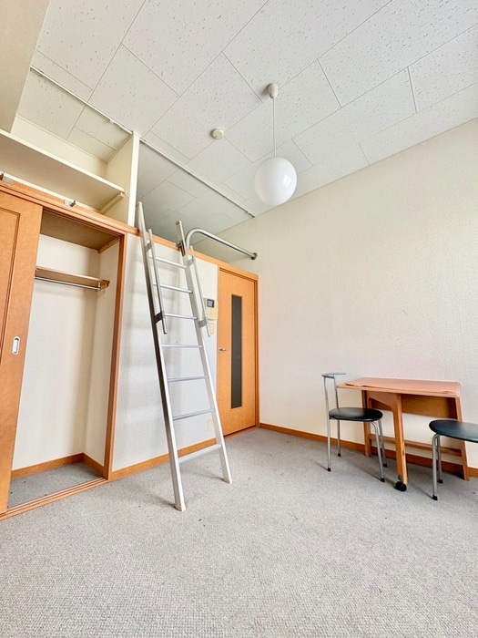 物件内観写真9　(居室)